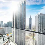 Vogue 30Th Floor Skyline View With Balcony Near To Burj Khailfa And Dubai Mall, Act One By Emaar, Downtown Dubai, Sheikh Mohammed Bin Rashid Boulevard