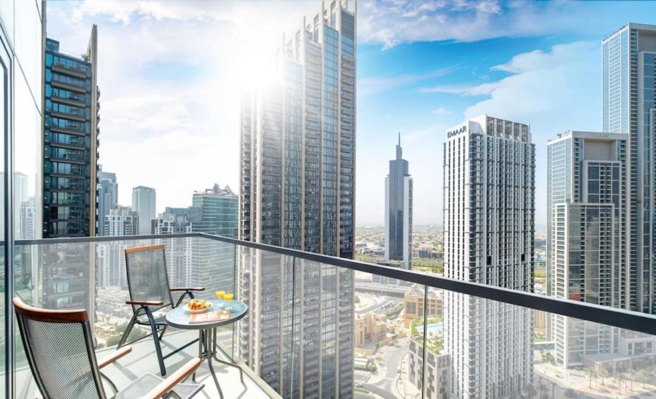 Vogue 30th Floor Skyline View With Balcony Near To Burj Khailfa And Mall, Act One By Emaar, Downtown Dubai, Sheikh Mohammed Bin Rashid Boulevard Apartment Dubai